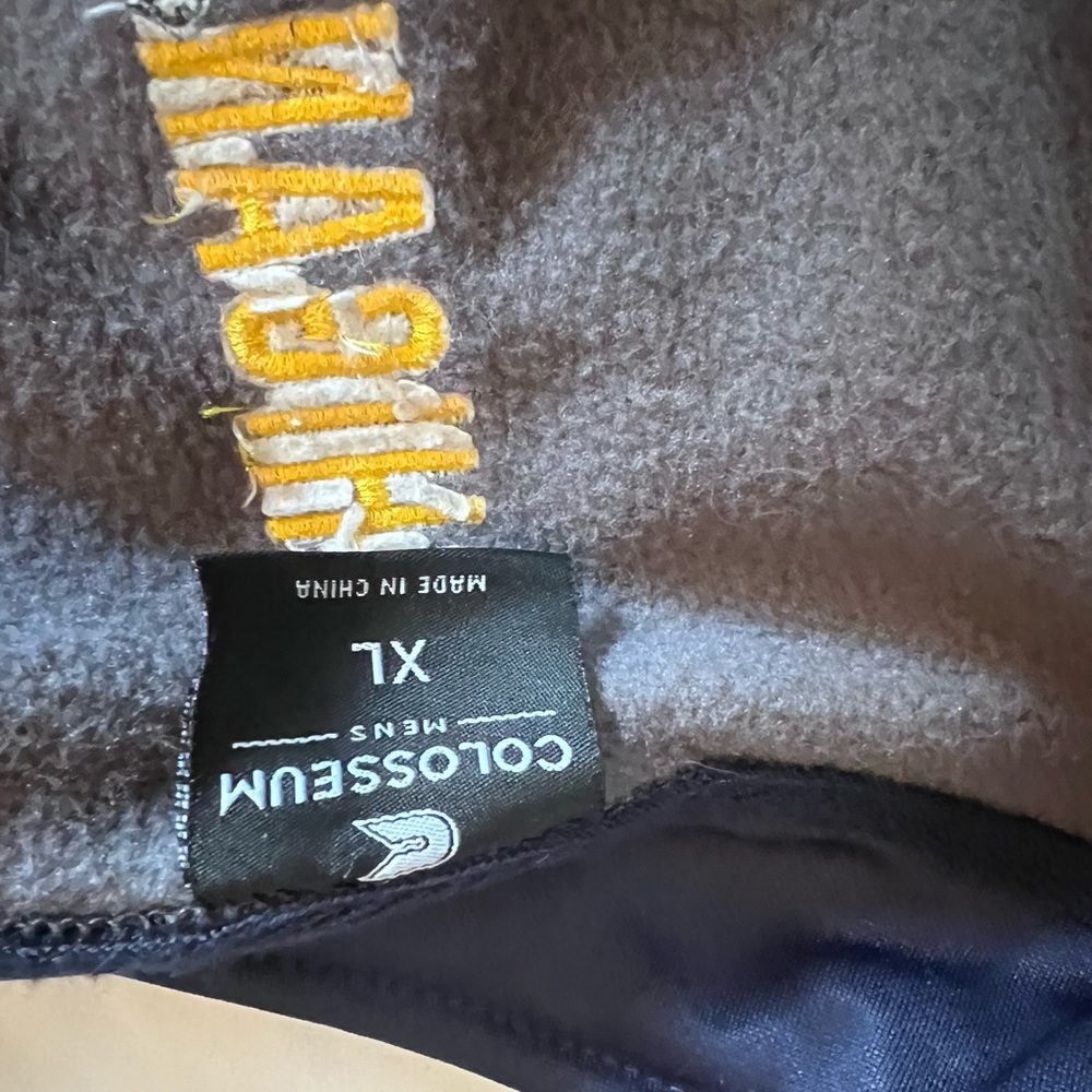 025: PreLoved Colosseum Heather Gray Jacket with Blue Accents U of M Size XL - Picture 6 of 8